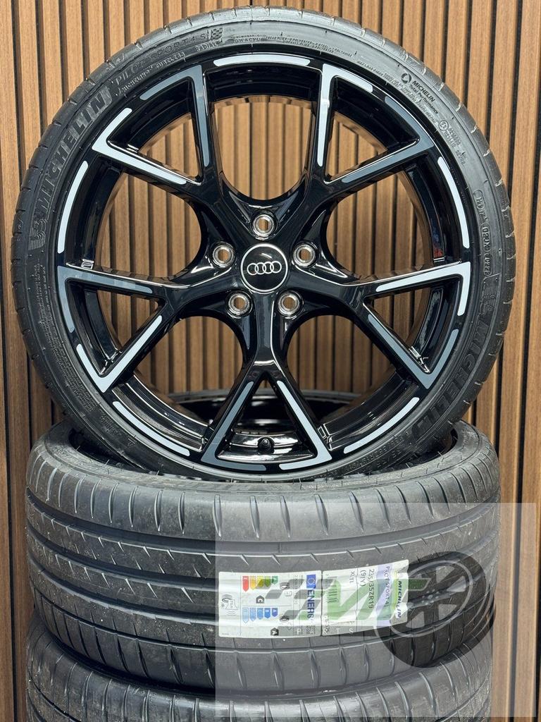 19" Audi A3 S3 RS3 8Y 8V SQ2 Q2 S-Line 5Y ET46 NIEUW BTW OEM, 19 inch, -, -, Banden en Velgen