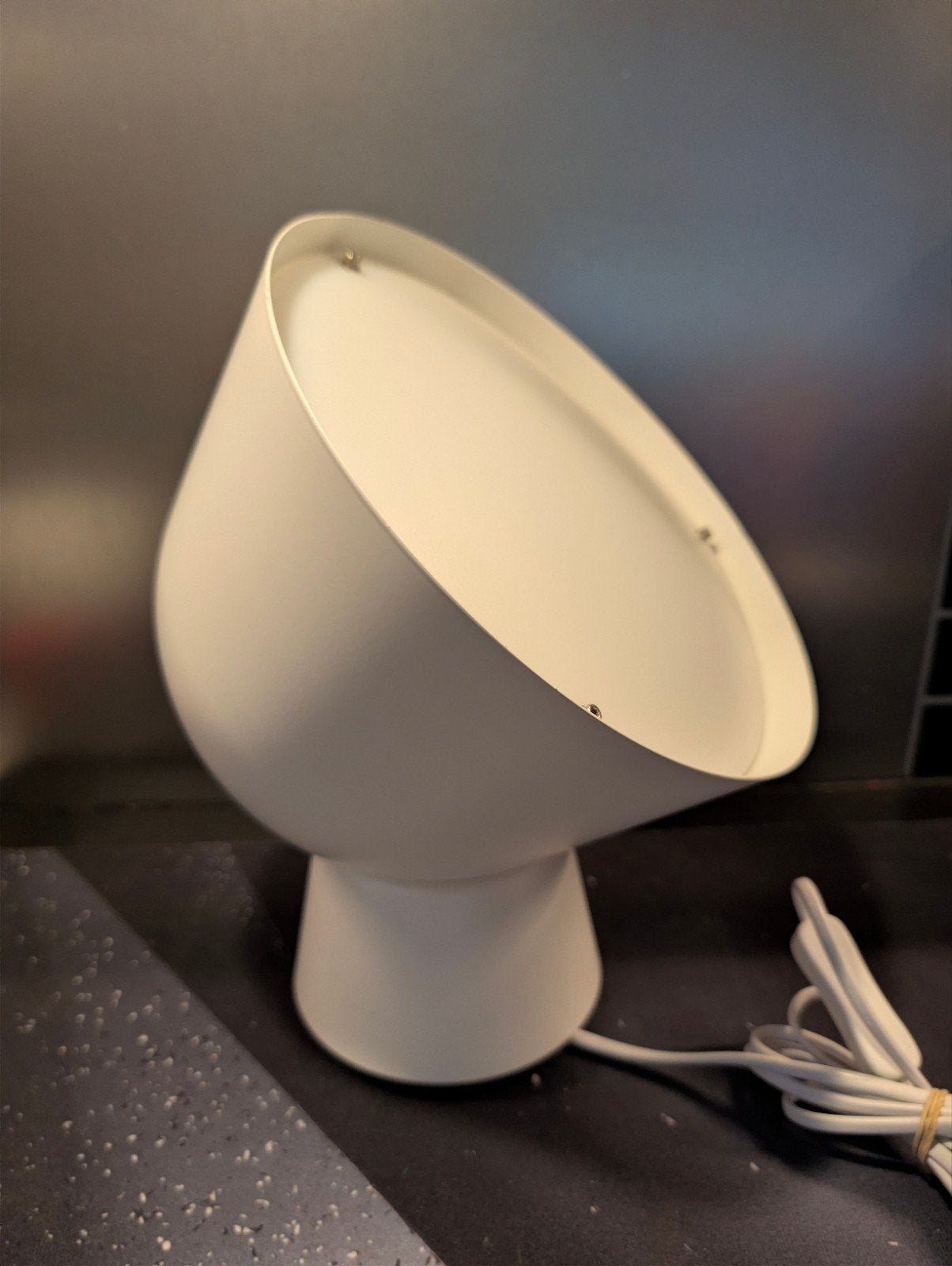 ikea ps 2017  Tafellamp - Wit - Design Ola Wihlborg, Huis en Inrichting, Lampen | Tafellampen, Bureaulamp, Wit, Ophalen of Verzenden