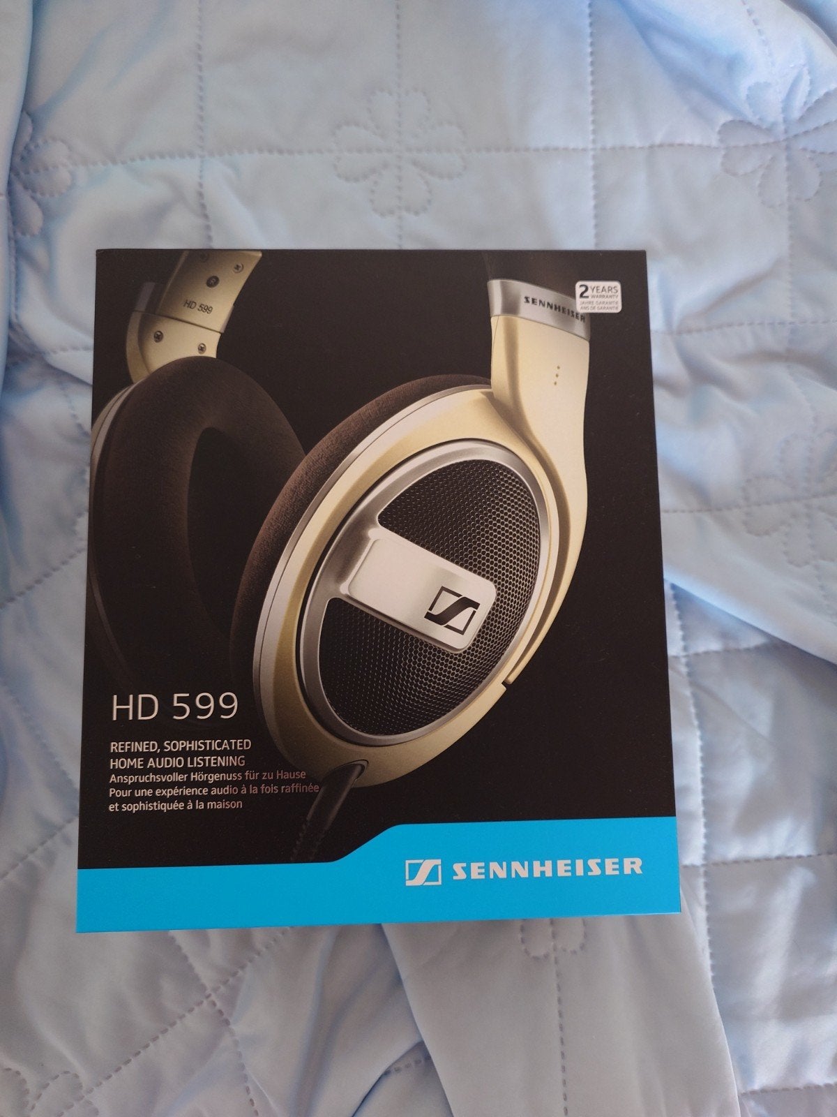 Sennheiser HD 599 Hoofdtelefoon en Ikea koptelefoonstandaard