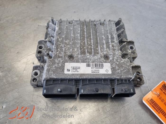 Computer Motormanagement van een Opel Movano, Gebruikt, -, -, Opel