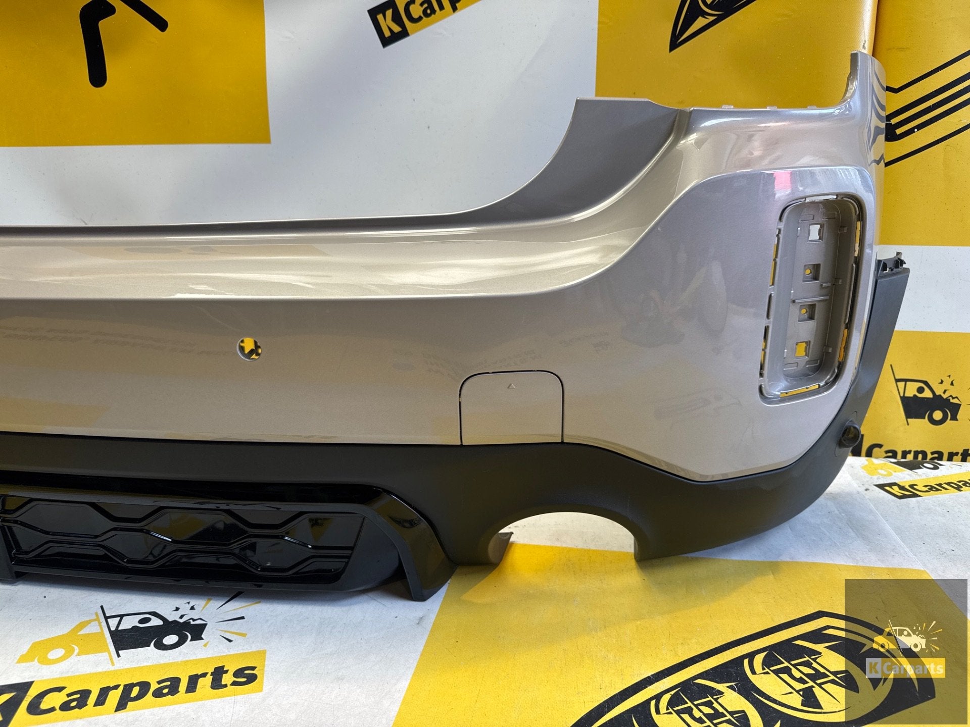 Achterbumper Mini Countryman S F60 LCI WORKS JCW 51129477892, Info@fabrikant.eu, Fabrikantstraat 1
1000 AA  Amsterdam, NL, Ophalen of Verzenden