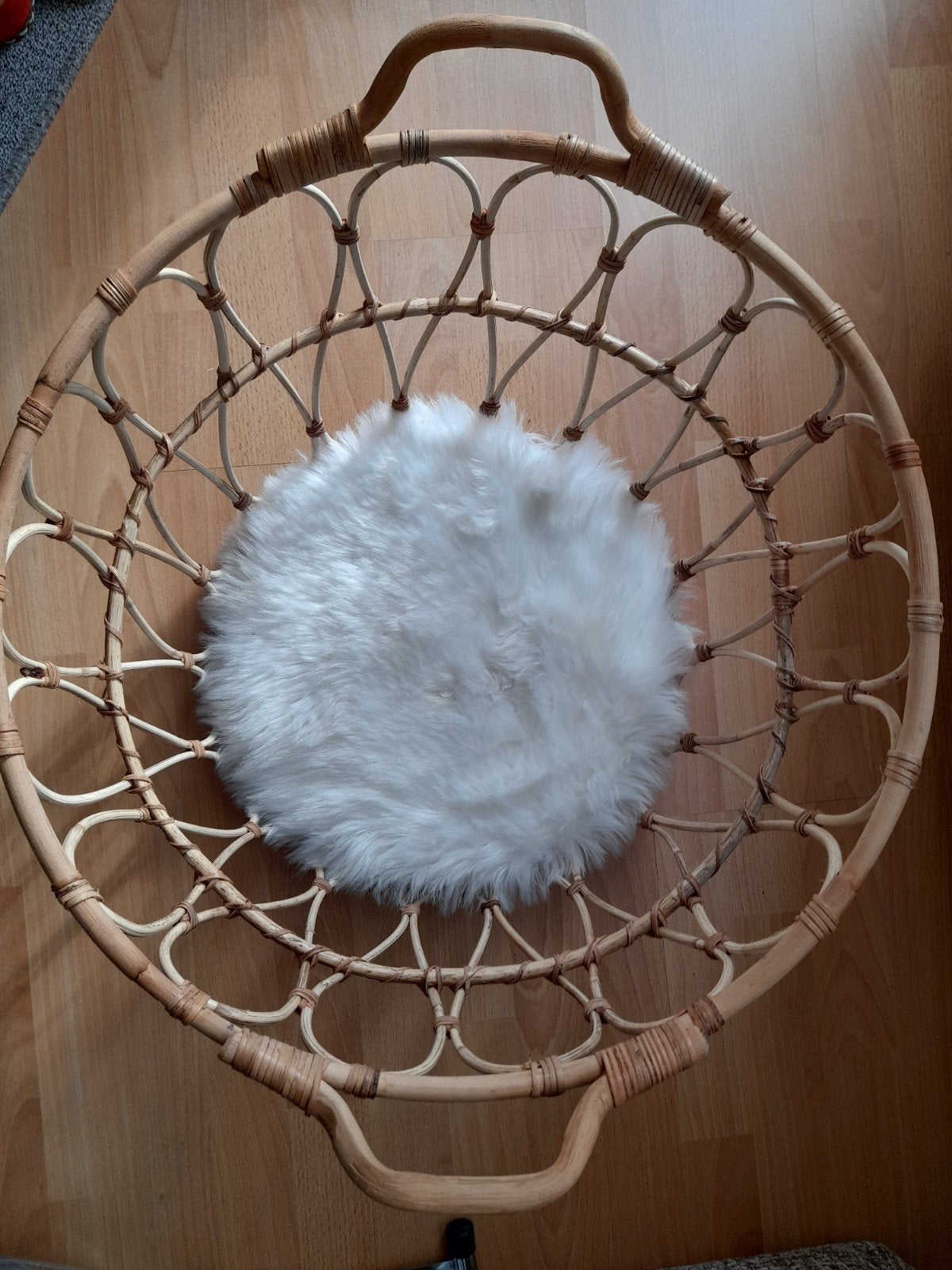 Voor kraamcadeau - Rieten mand, Ophalen, Zo goed als nieuw, Kraamcadeau