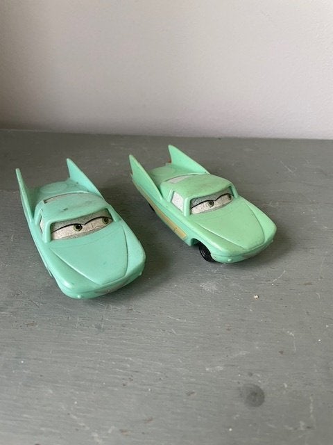 2 x McDonalds Happy Meal Disney Pixar Cars. Flo 2006., Verzamelen, Ophalen, Zo goed als nieuw