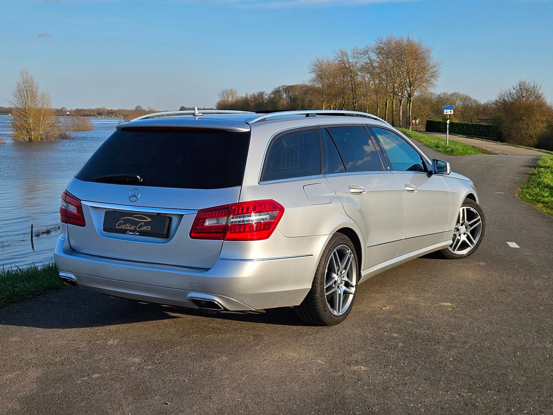 Mercedes-Benz E-klasse Estate 500 | Trekhaak | 18" AMG | 2e, Automaat, Achterwielaandrijving, Gebruikt, Leder