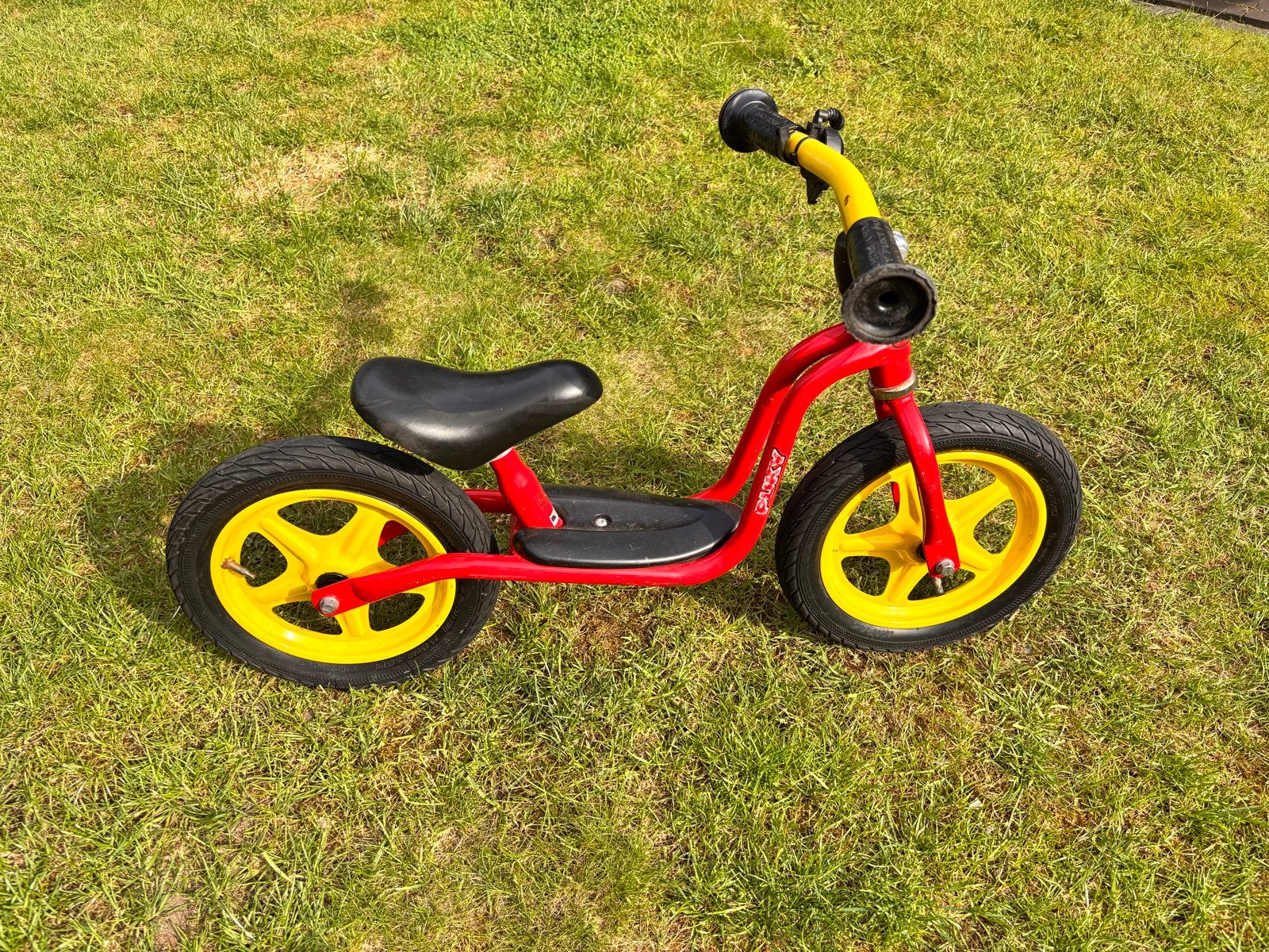Puky loopfiets rood/geel, Ophalen, Gebruikt, Minder dan 16 inch