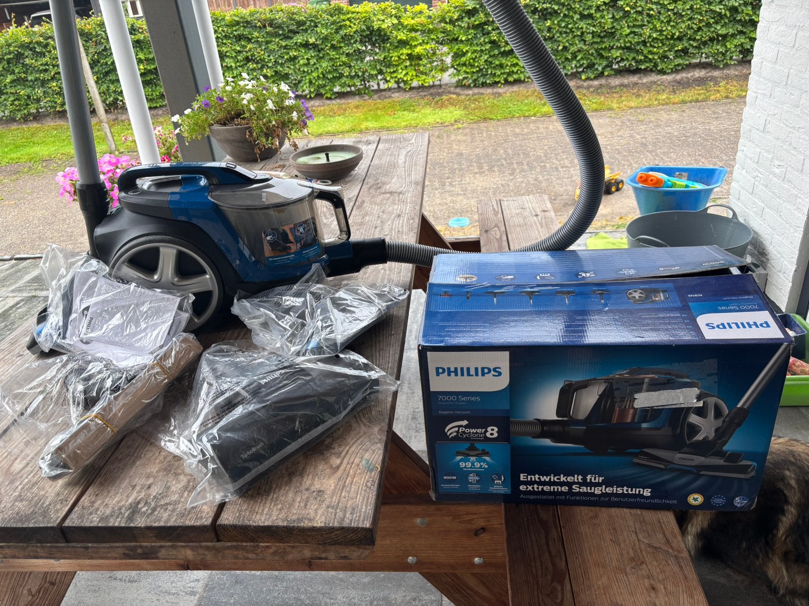 Philips PowerCyclone 8 stofzuiger, Witgoed en Apparatuur, Stofzuigers, Gebruikt, Steelstofzuiger, Reservoir, Ophalen