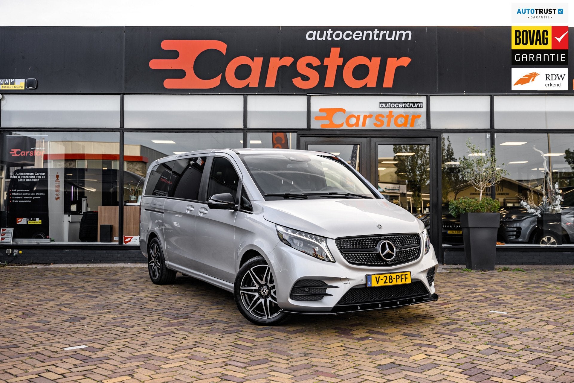 Mercedes-Benz V-KLASSE 300d Lang DC Avantgarde Edition|360 C, Automaat, Achterwielaandrijving, Gebruikt, 4 cilinders
