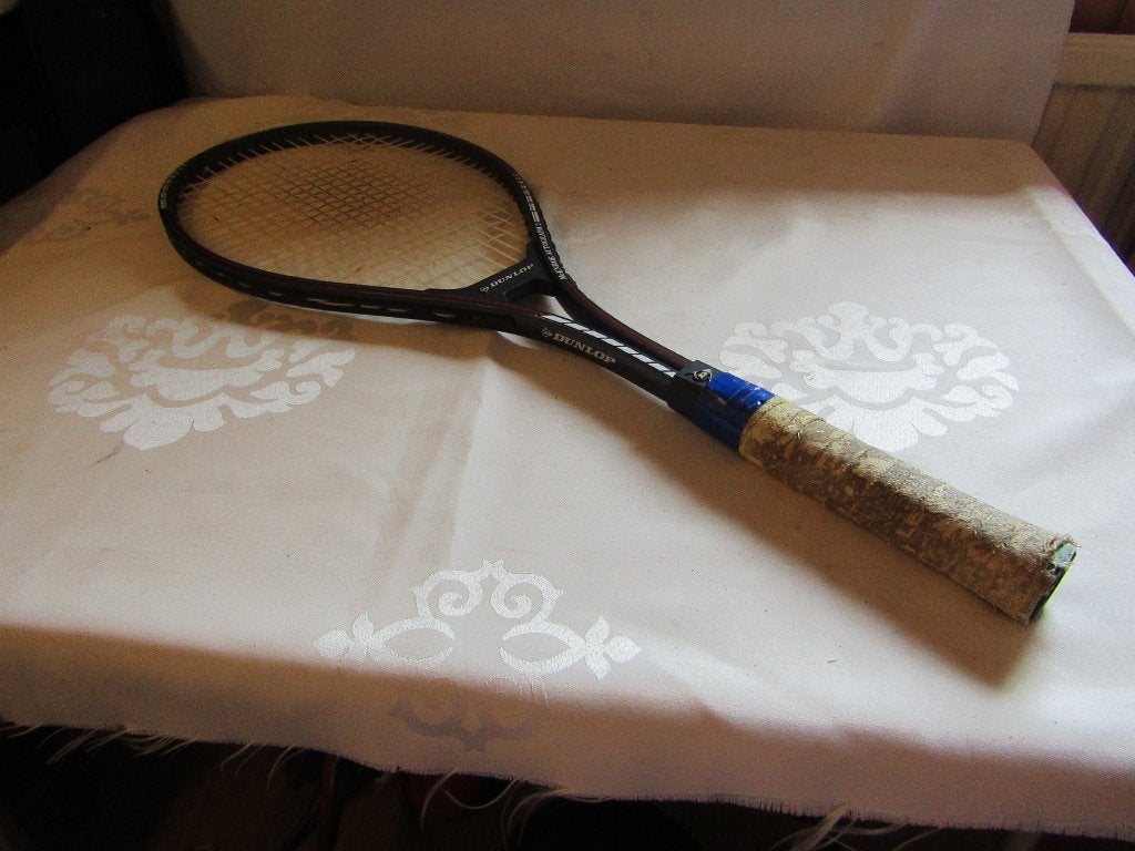 Tennis racket van Dunlop, Sport en Fitness, Tennis, Ophalen, Gebruikt, Racket, Dunlop
