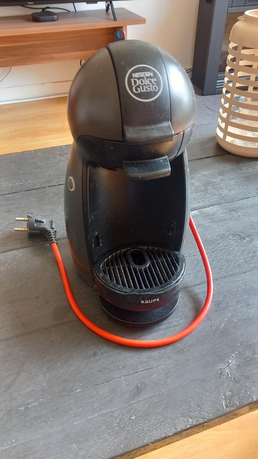 Nescafe Dolce Gusto Krups Koffiezetapparaat, Witgoed en Apparatuur, Koffiezetapparaten, Ophalen, Gebruikt, Koffiemachine, 1 kopje