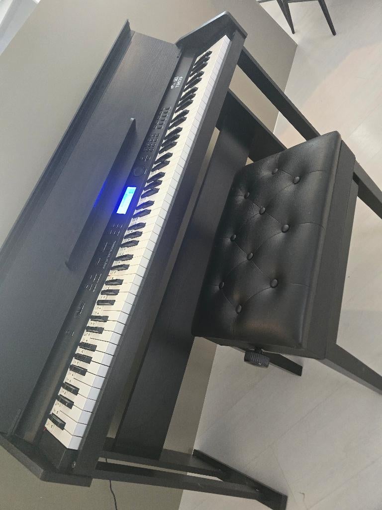 Digitale piano (88toetsen) met kruk zo goed als nieuw!, Muziek en Instrumenten, Piano's, Ophalen, Zwart, Digitaal, Zo goed als nieuw