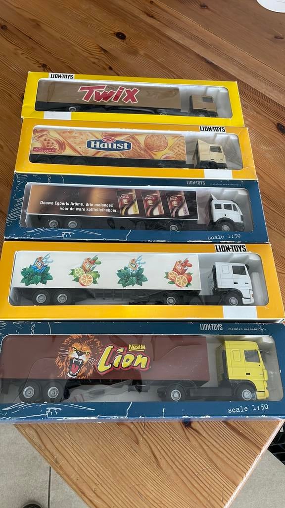 Lion Toys 5 x truck met oplegger., Ophalen of Verzenden, Zo goed als nieuw, Bus of Vrachtwagen, Lion Toys