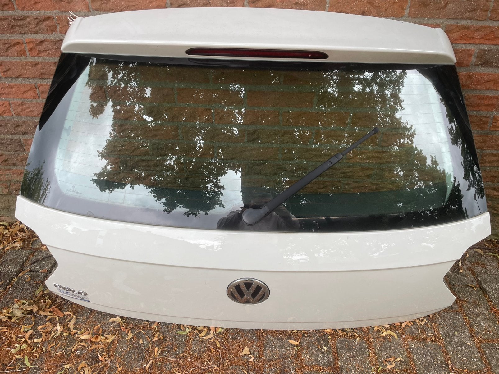 VW POLO 2G ACHTERKLEP VOL COMPLEET LC9A WIT, Auto-onderdelen, Ophalen, Voor, Achterklep