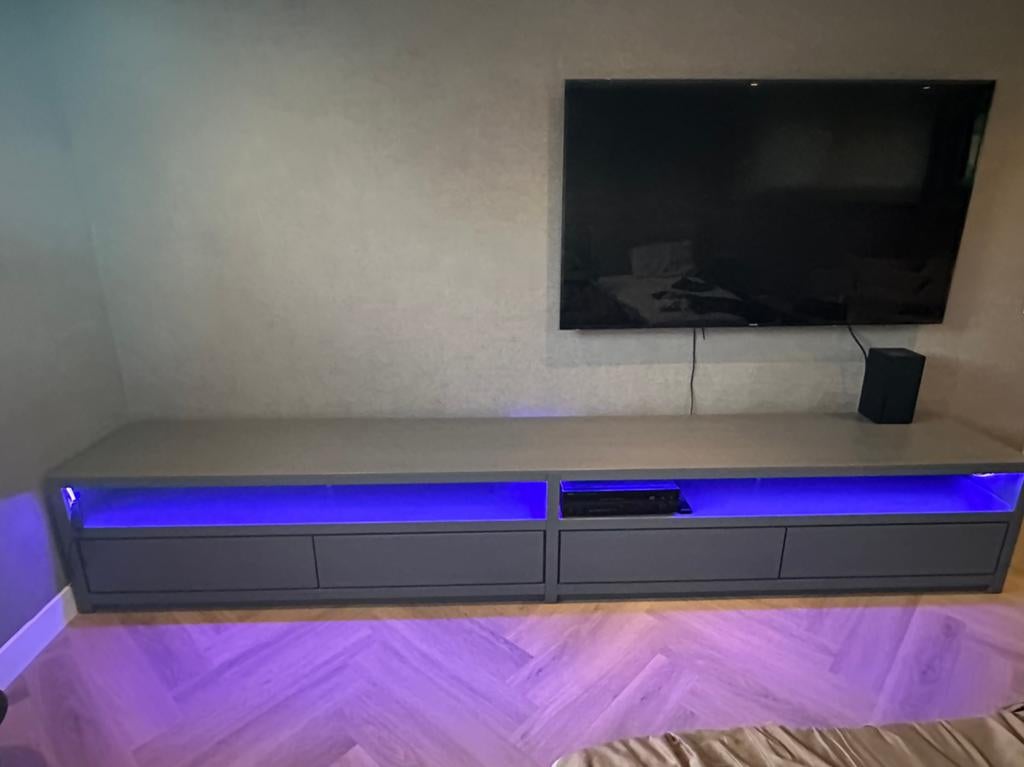Prachtig tv meubel van massief eiken hout, Ophalen, Luxe, Eikenhout, Zo goed als nieuw