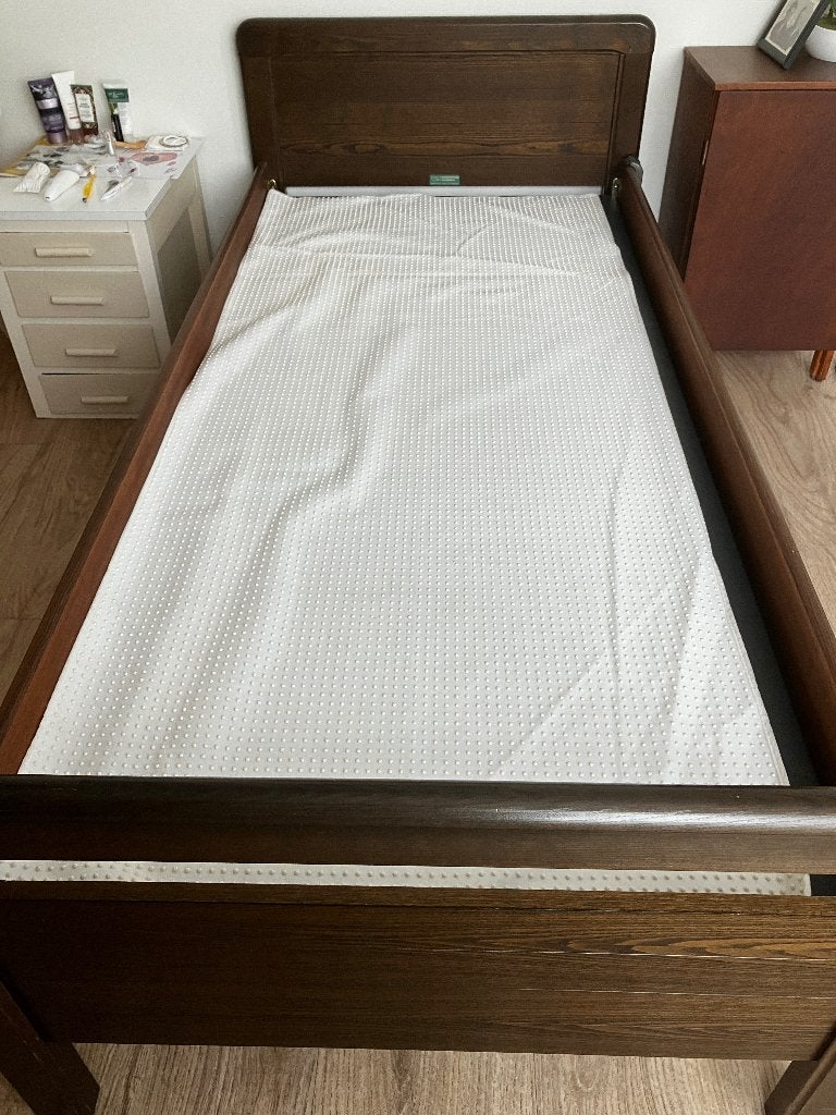 Elektrisch verstelbaar seniorenbed met Auping spiraal, Ophalen, 90 cm, Eenpersoons, Bruin