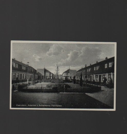 Zaandam Adema v Scheltema Plantsoen circa 1930, Ophalen of Verzenden, 1920 tot 1940, Ongelopen, Noord-Holland