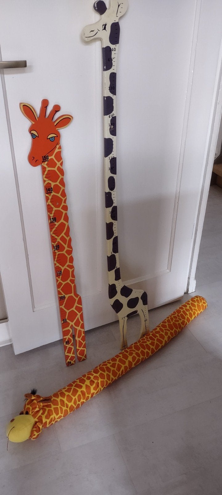 2 houten meet giraffen en tocht Giraffe, Ophalen of Verzenden, Wanddecoratie