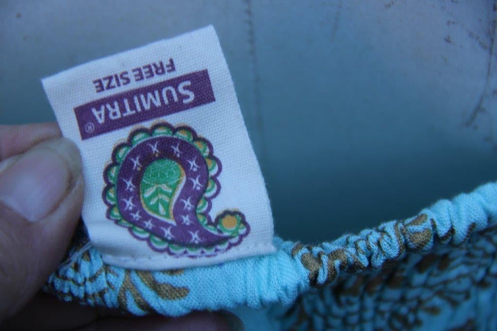 Jurk turquise/ goud Sumitra 1mt Vaste prijs, Blauw, Ophalen of Verzenden, Knielengte, Sumitra