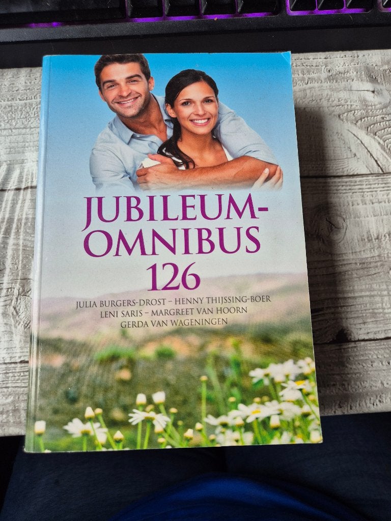 Boek Jubileum omnibus 126. Leni Saris. Gerda van Wageningen, Boeken, Ophalen, Zo goed als nieuw, Gerda van Wageningen