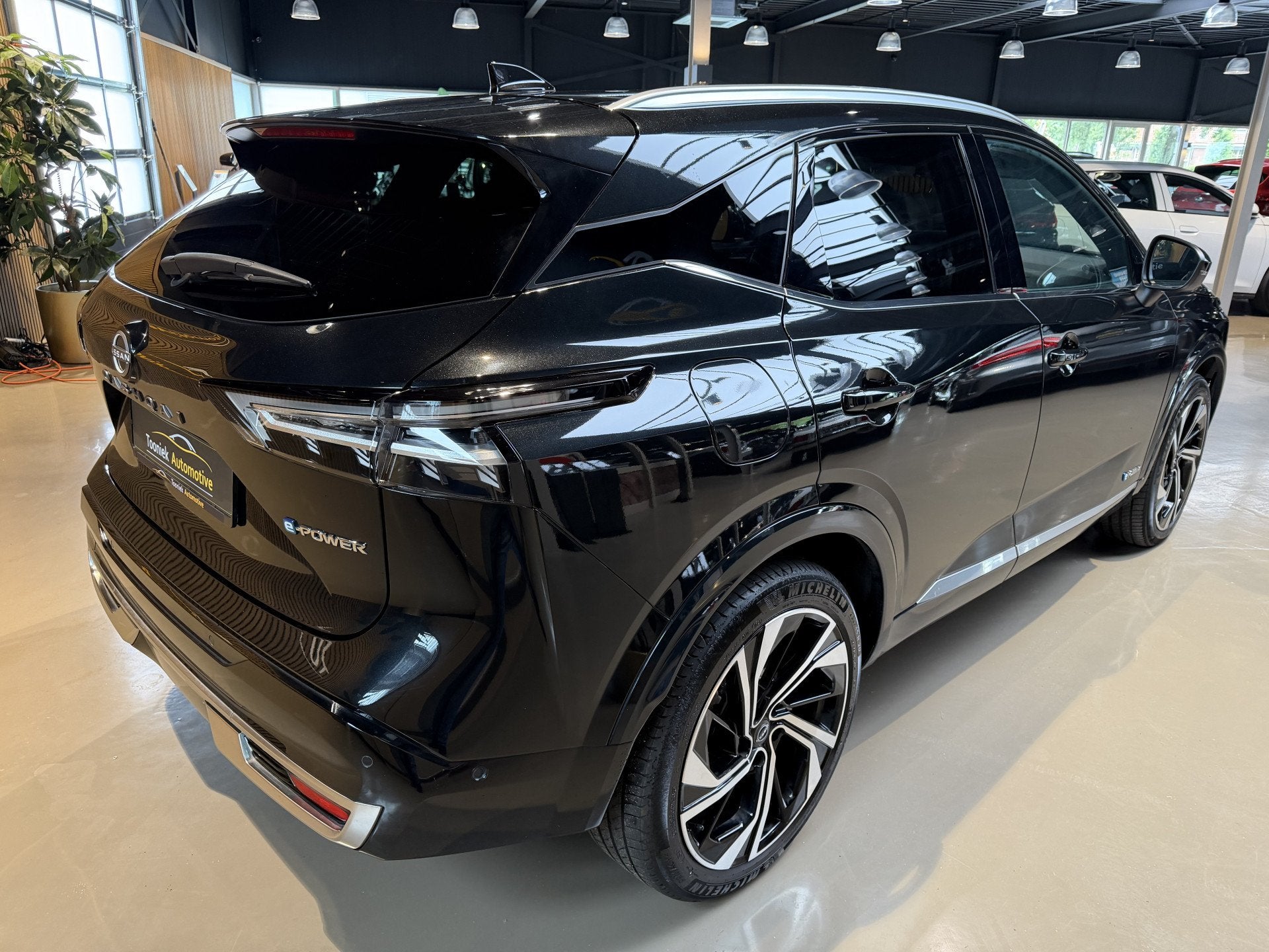 Nissan QASHQAI 1.5 e-Power Tekna Plus | PANORAMADAK | STOELV, Auto's, Dealer onderhouden, 1497 cc, Gebruikt, Met garantie (alle)