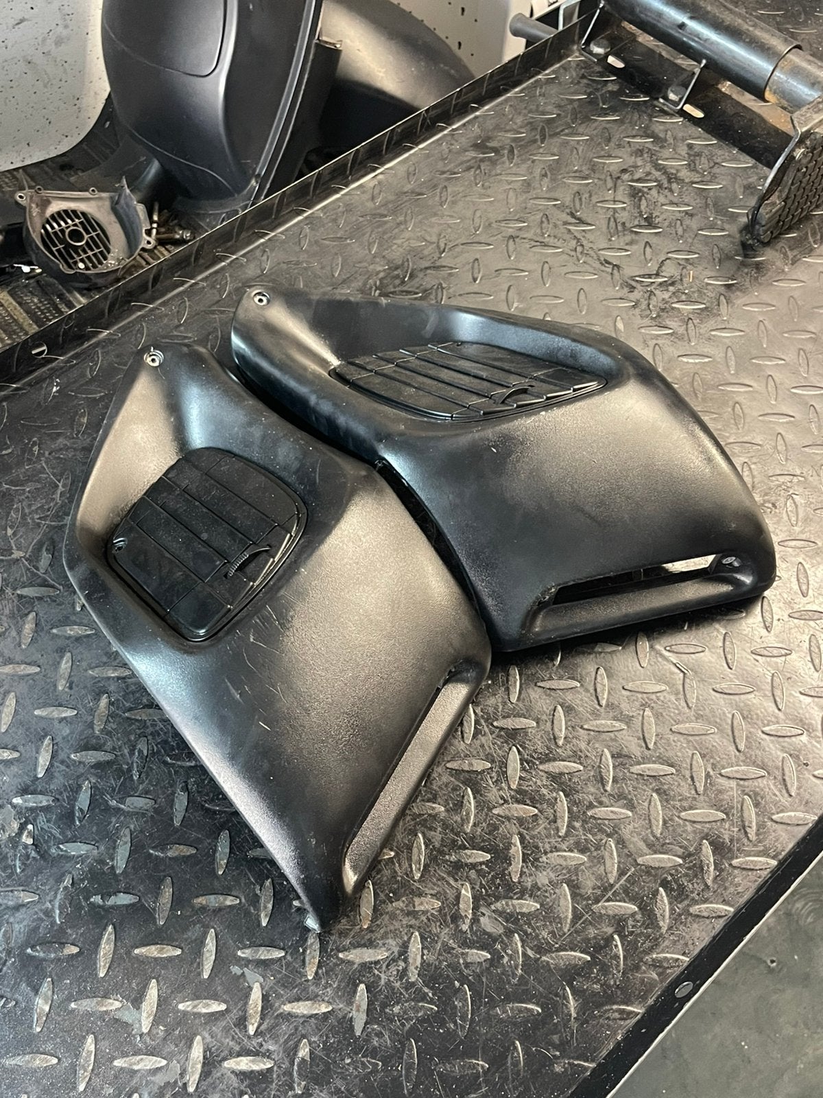 Luchtroosters / Radiatorkap Gilera Runner 50 / 125 / 180, Ophalen of Verzenden, Gebruikt, Kap