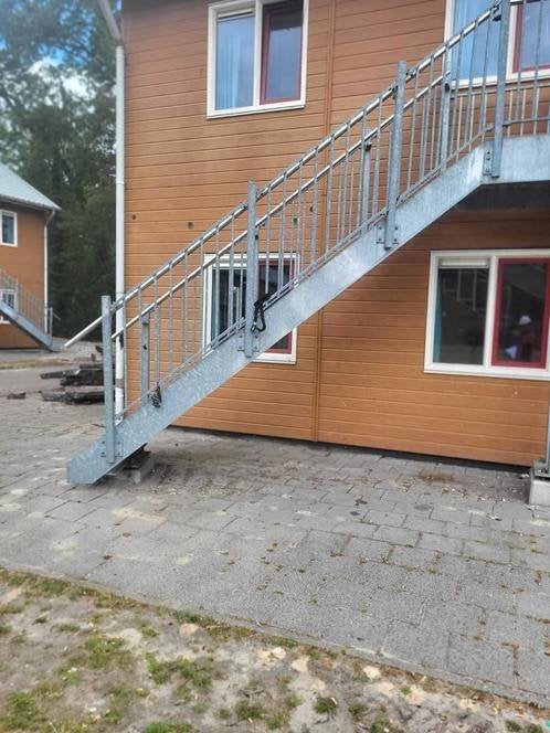 Gegalvaniseerde trap noodtrap vluchttrap brandtrap ( 930 ), Ophalen, Gebruikt, Trap, Nb