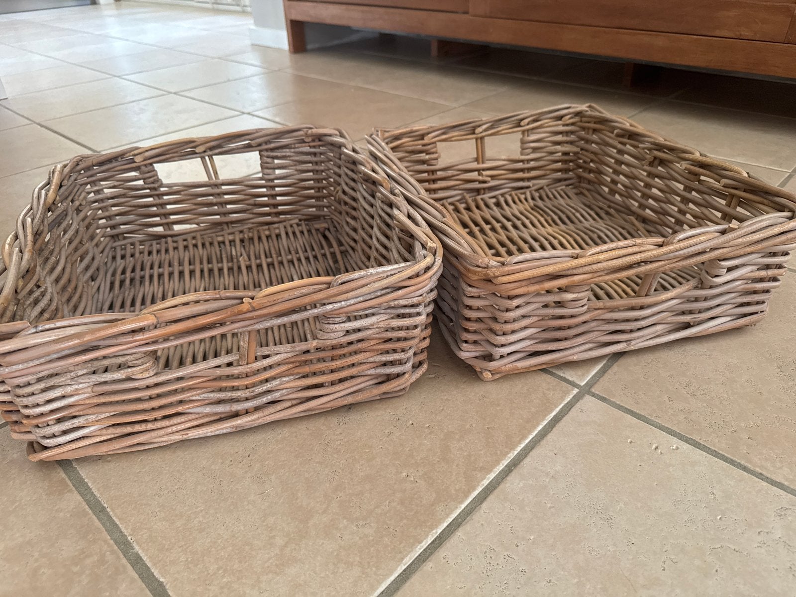 Set van 2 rieten manden - vierkant, gebruikt, Ophalen, Gebruikt, Gevlochten, Mand