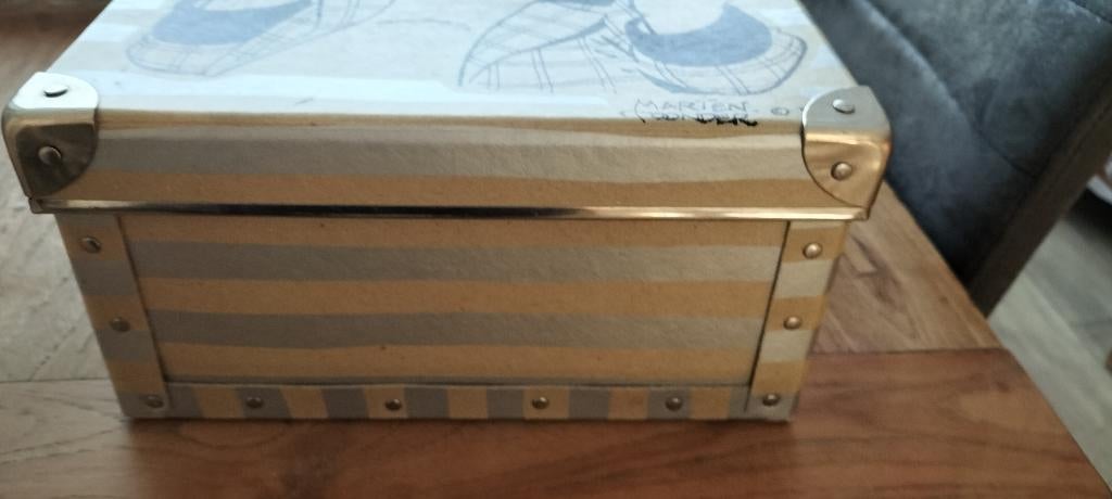 Vintage box, Ophalen, Zo goed als nieuw