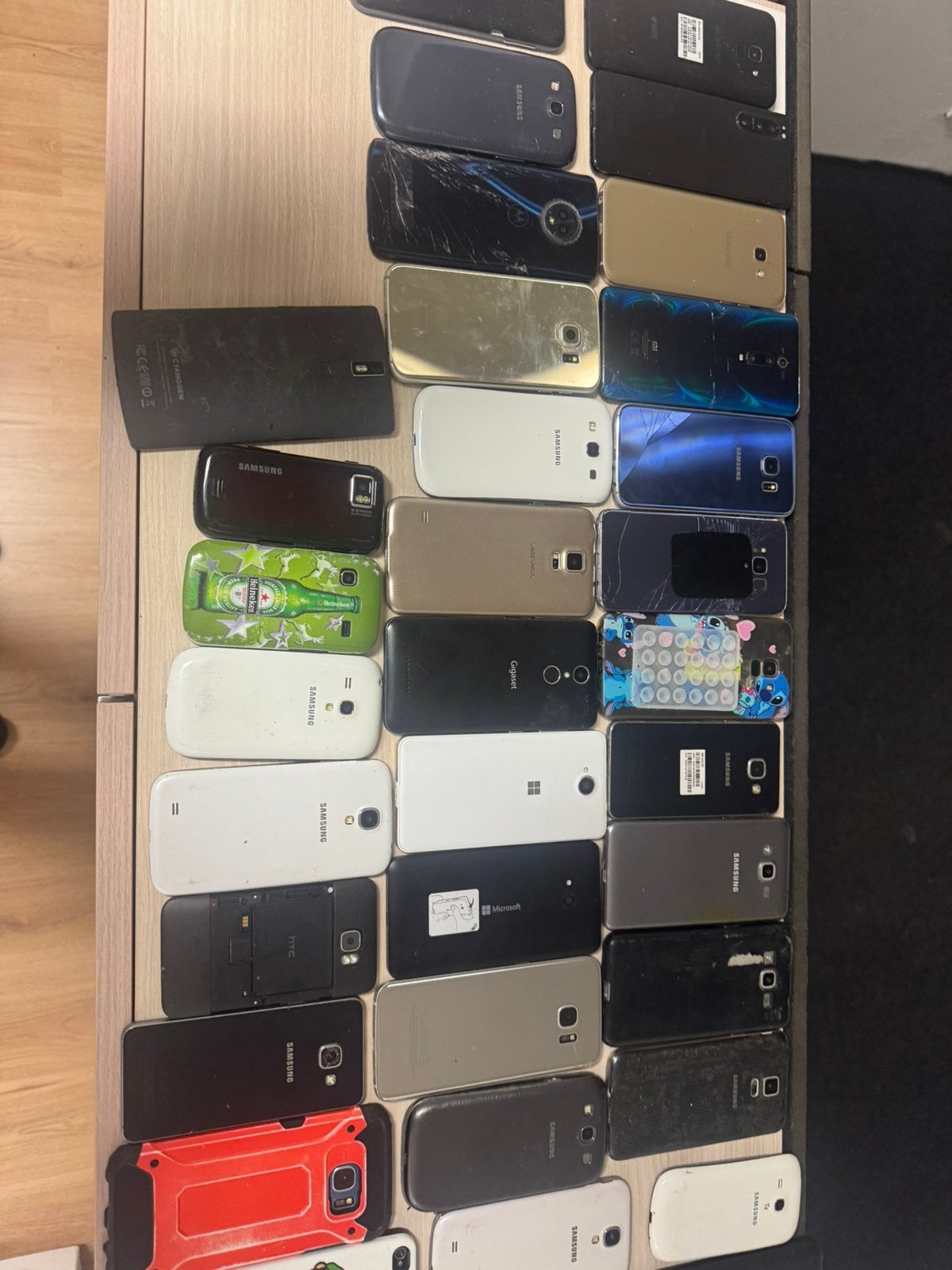 PARTIJ TELEFOONS ONGETEST!, Ophalen, Zwart, Zo goed als nieuw, 32 GB