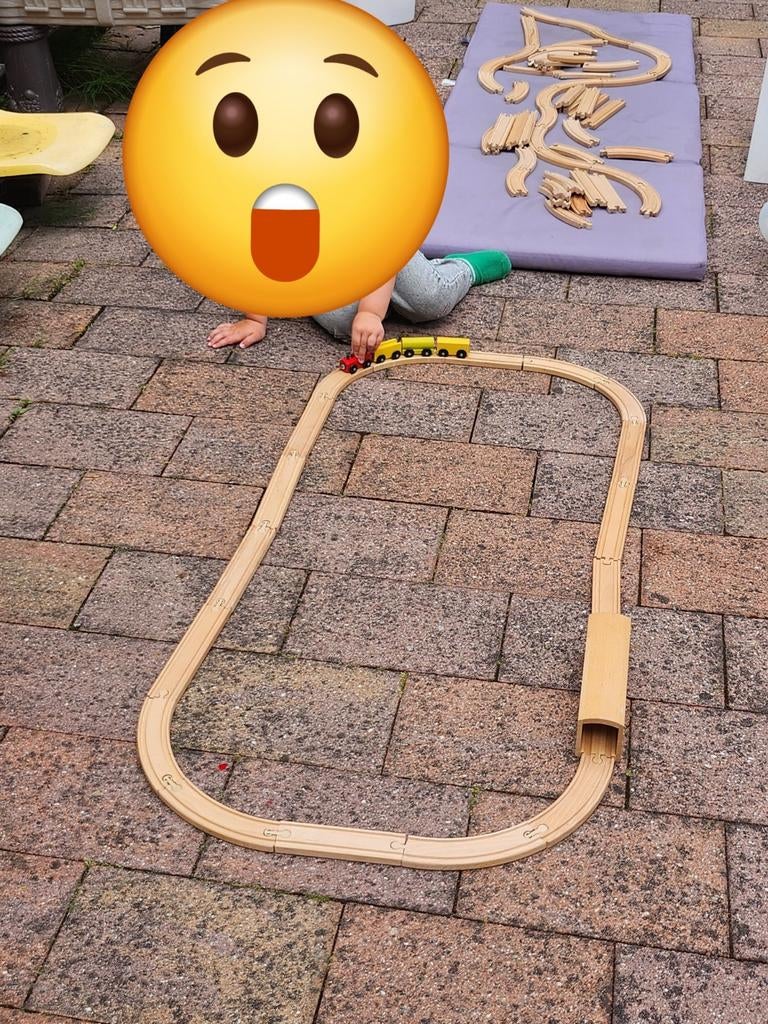 Te koop houten treinbaan IKEA, LILLABO, Ophalen of Verzenden, Zo goed als nieuw