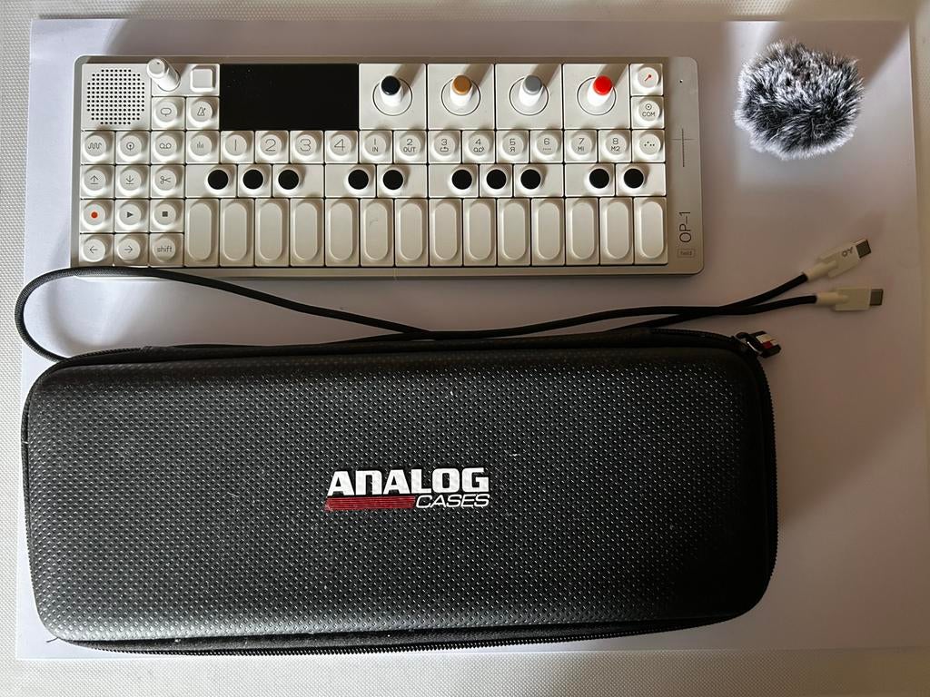 Teenage Engineering OP-1 field met extras, Ophalen of Verzenden, Zo goed als nieuw, Overige aantallen, Overige merken