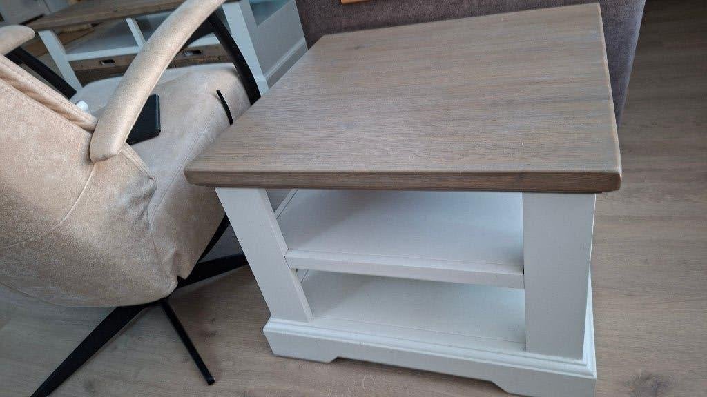 Bijzettafel, Minder dan 55 cm, Rond, Zo goed als nieuw, Ophalen