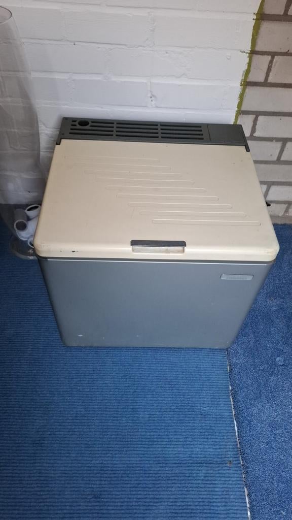 Elektrische Koelbox - Ideaal voor onderweg, Ophalen of Verzenden, Gebruikt, Koelbox, Elektrisch