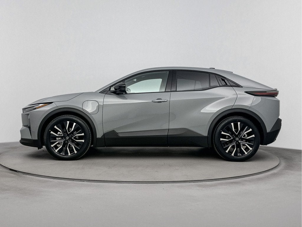 Toyota C-HR+ First Edition 77 kWh *DEMO* | Apple Carplay & A, 12 maanden, Stof, 24 min, Origineel Nederlands