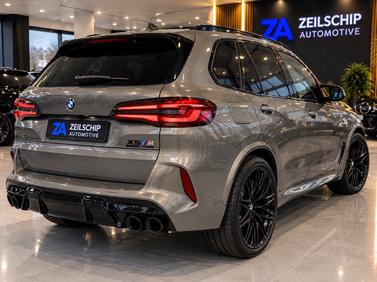Foto 3 van BMW X5 M Competition 625 PK|HuD|Harman - Kardon|Memory|Laser