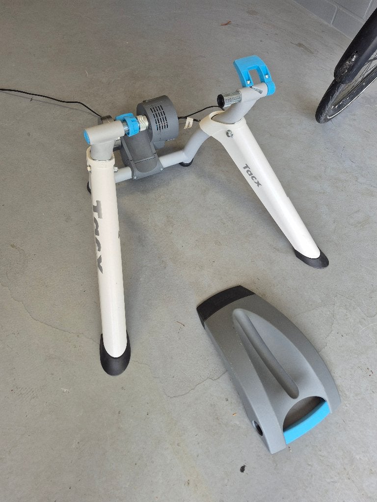 Tacx Flow Smart fietstrainer - Zo goed als nieuw, Ophalen of Verzenden, Zo goed als nieuw, Overige typen