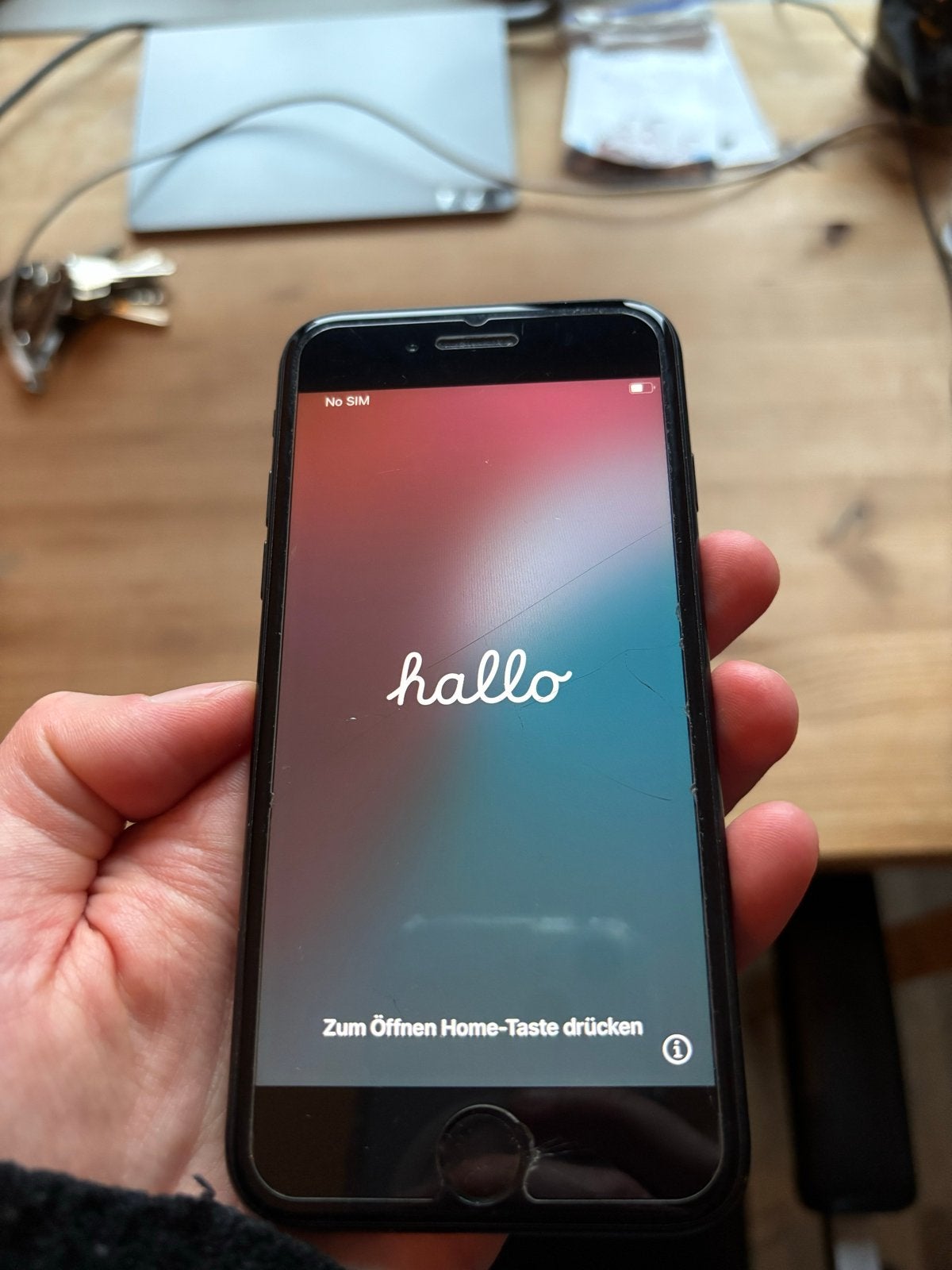 iPhone SE Zwart - Gebarsten scherm en achterkant, Zwart, Ophalen of Verzenden, 64 GB, Niet werkend