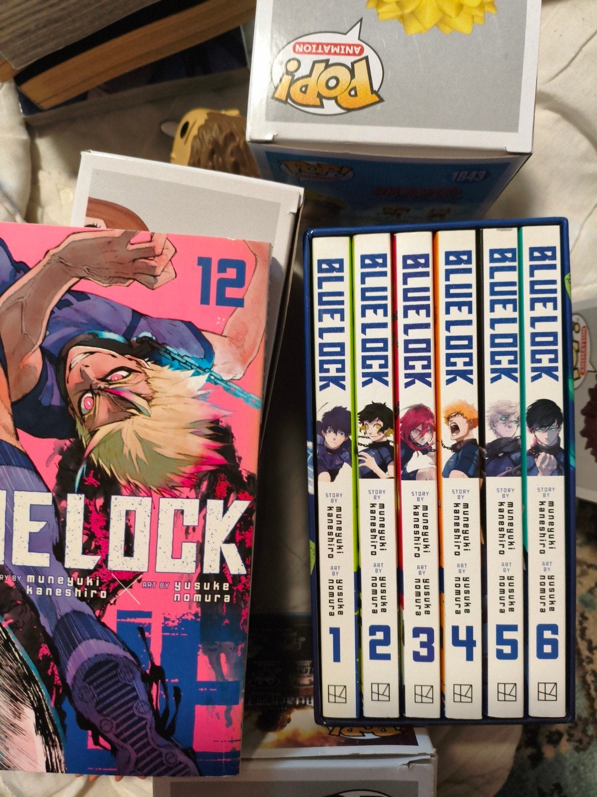 Foto 3 van Grote collectie manga boeken en figuren