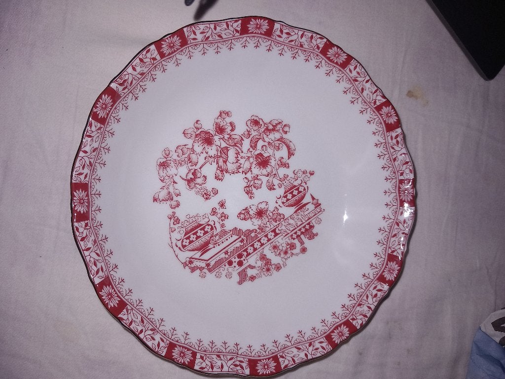 Seltmann Weiden Bavaria serie Theresia in rood/wit, Antiek en Kunst, Ophalen of Verzenden