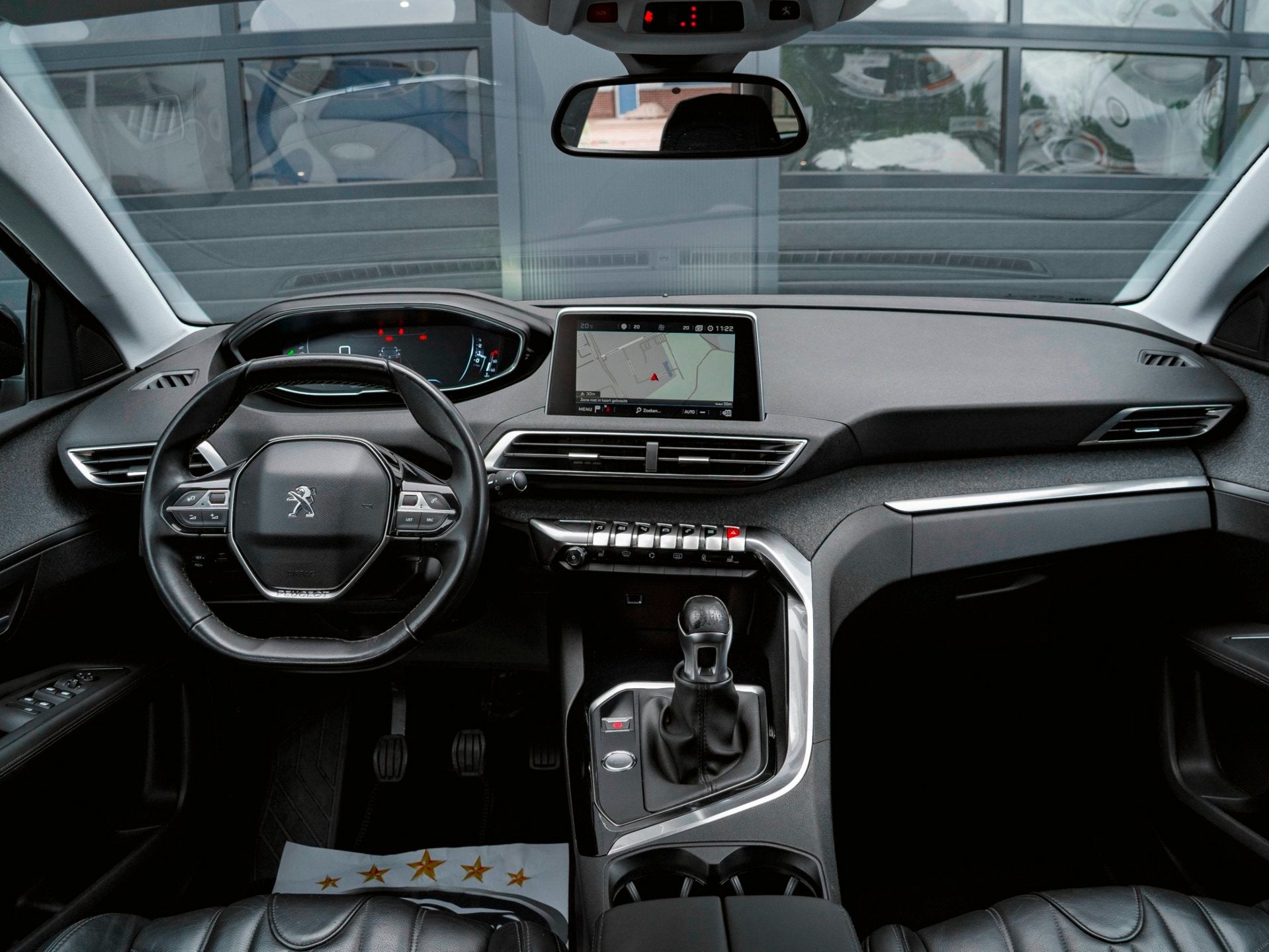 Peugeot 3008 1.2 PureTech Première | LEDER | TREKHAAK | NAP, Auto's, Gebruikt, 1199 cc, Bruin, Bedrijf