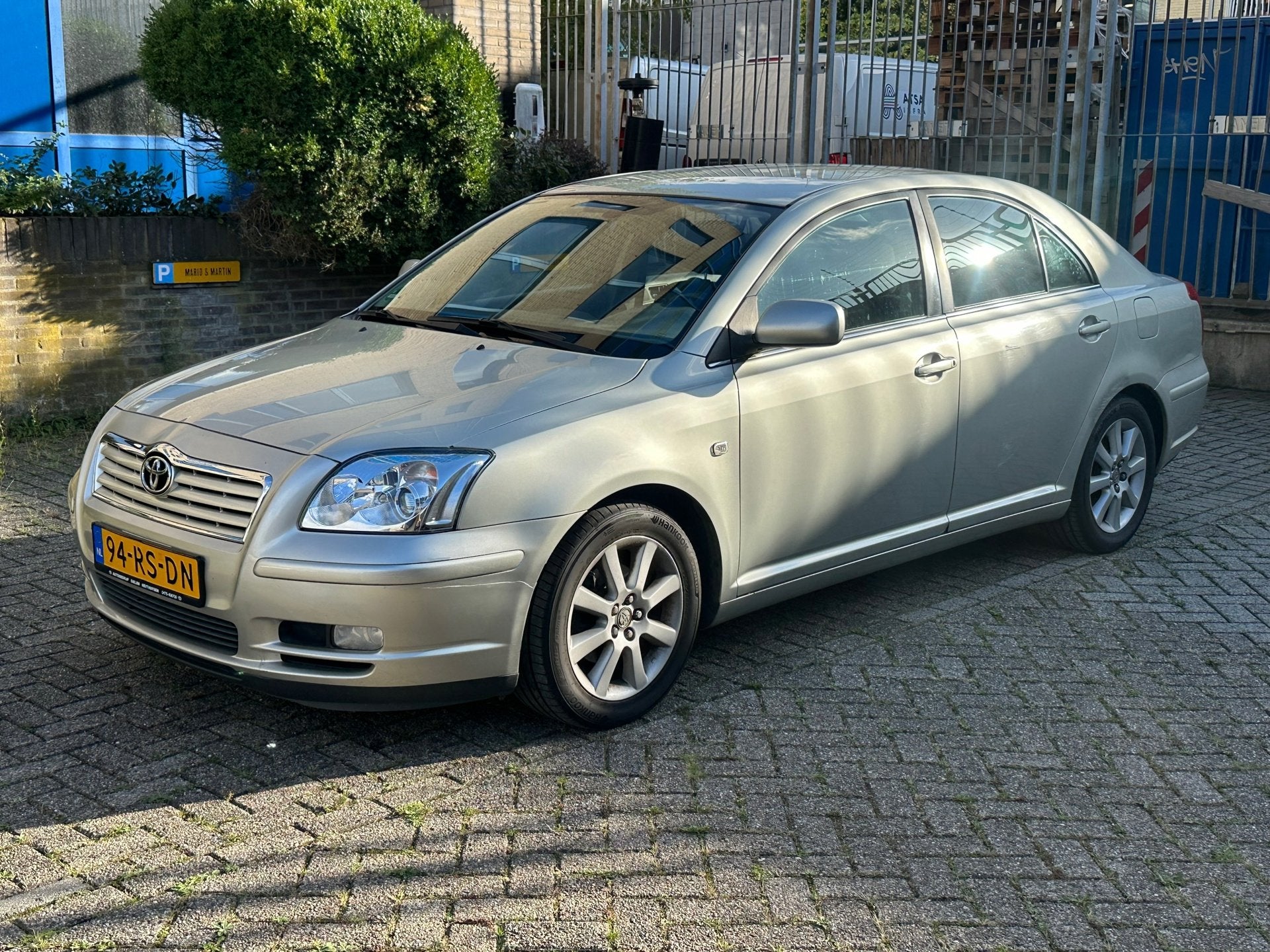 Toyota Avensis 1.8 VVTi Linea Luna, Auto's, Voorwielaandrijving, 1794 cc, 4 cilinders, 129 pk