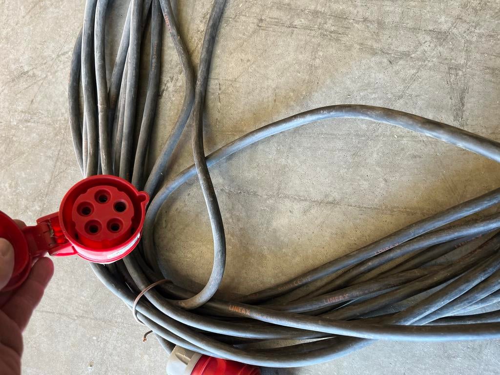 Krachtstroom kabels + stroom verdeler, Doe-het-zelf en Verbouw, Elektra en Kabels, Ophalen, Gebruikt, Kabel of Snoer