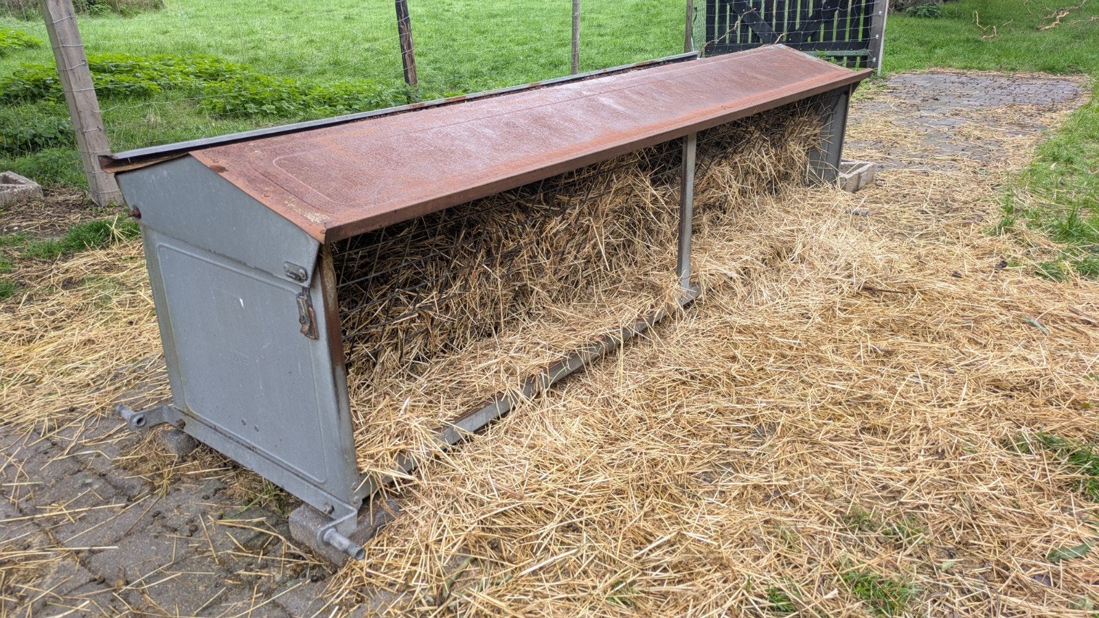 Robuuste hooiruif 250cm - Veno Stalinrichting, Dieren en Toebehoren
