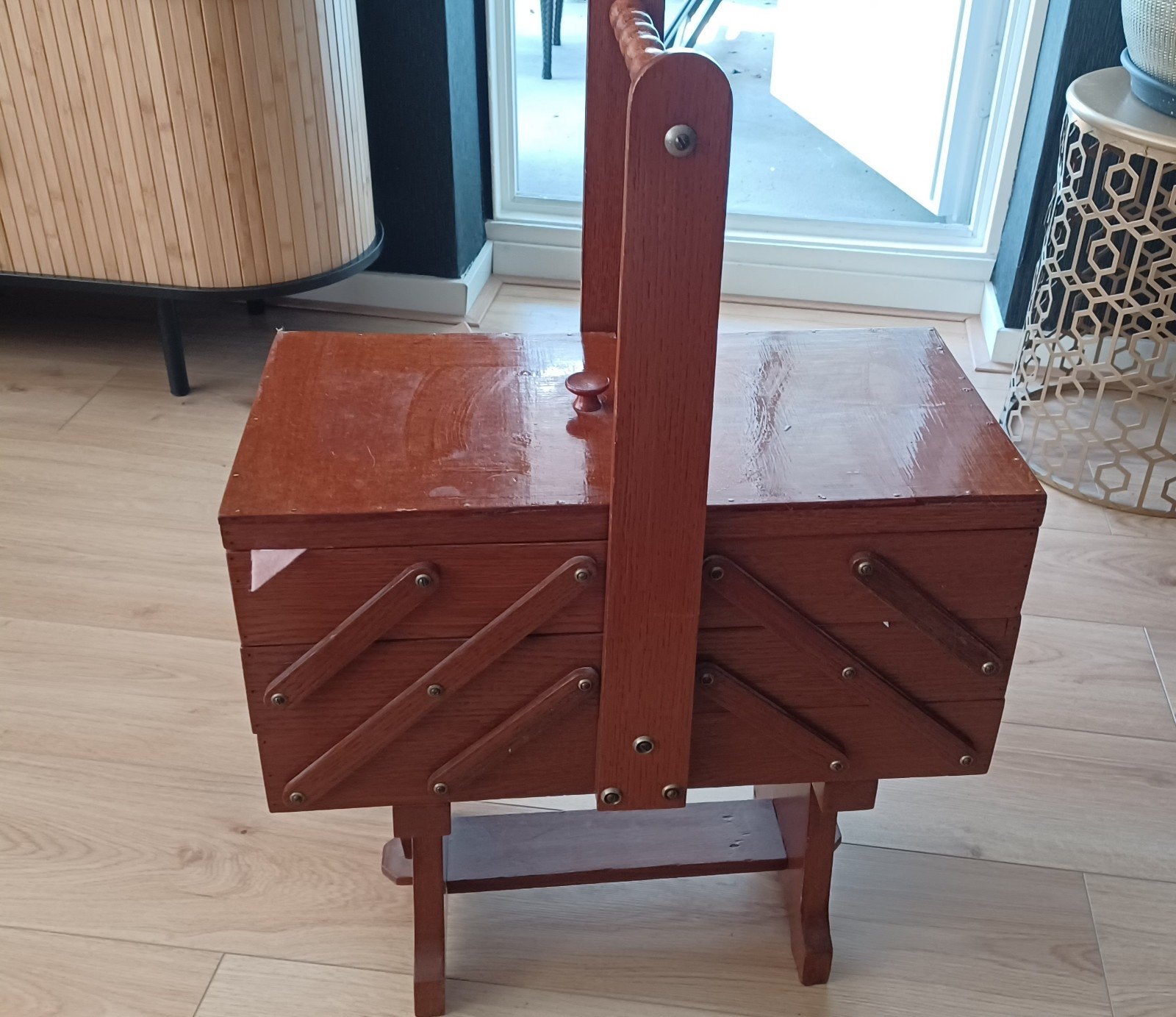 Oude naaibox, Ophalen, Gebruikt