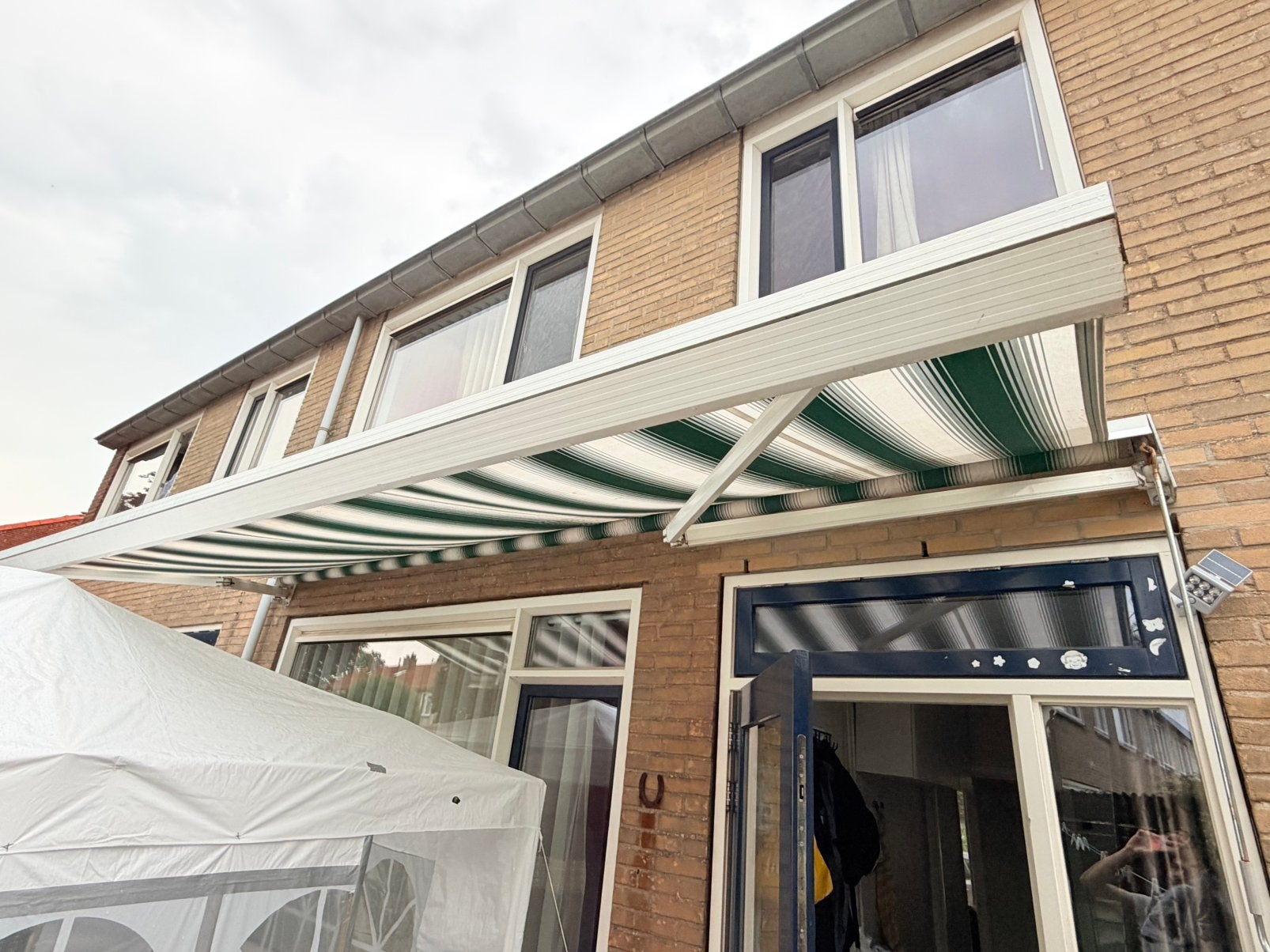 Zonnescherm, Tuin en Terras, Zonneschermen, 150 tot 300 cm, Ophalen of Verzenden, Zo goed als nieuw, Knikarmscherm