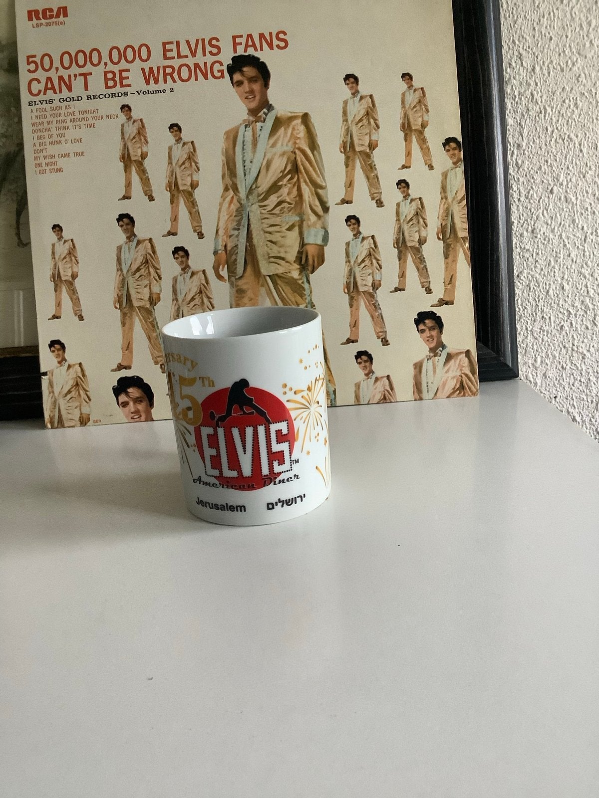 Elvis Presley LP + Mok, LP, Gebruikt, Pop, Ophalen of Verzenden