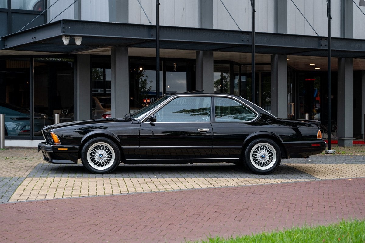 BMW M6 E24 (bj 1988), Gebruikt, Overige kleuren, 4 stoelen, Bedrijf