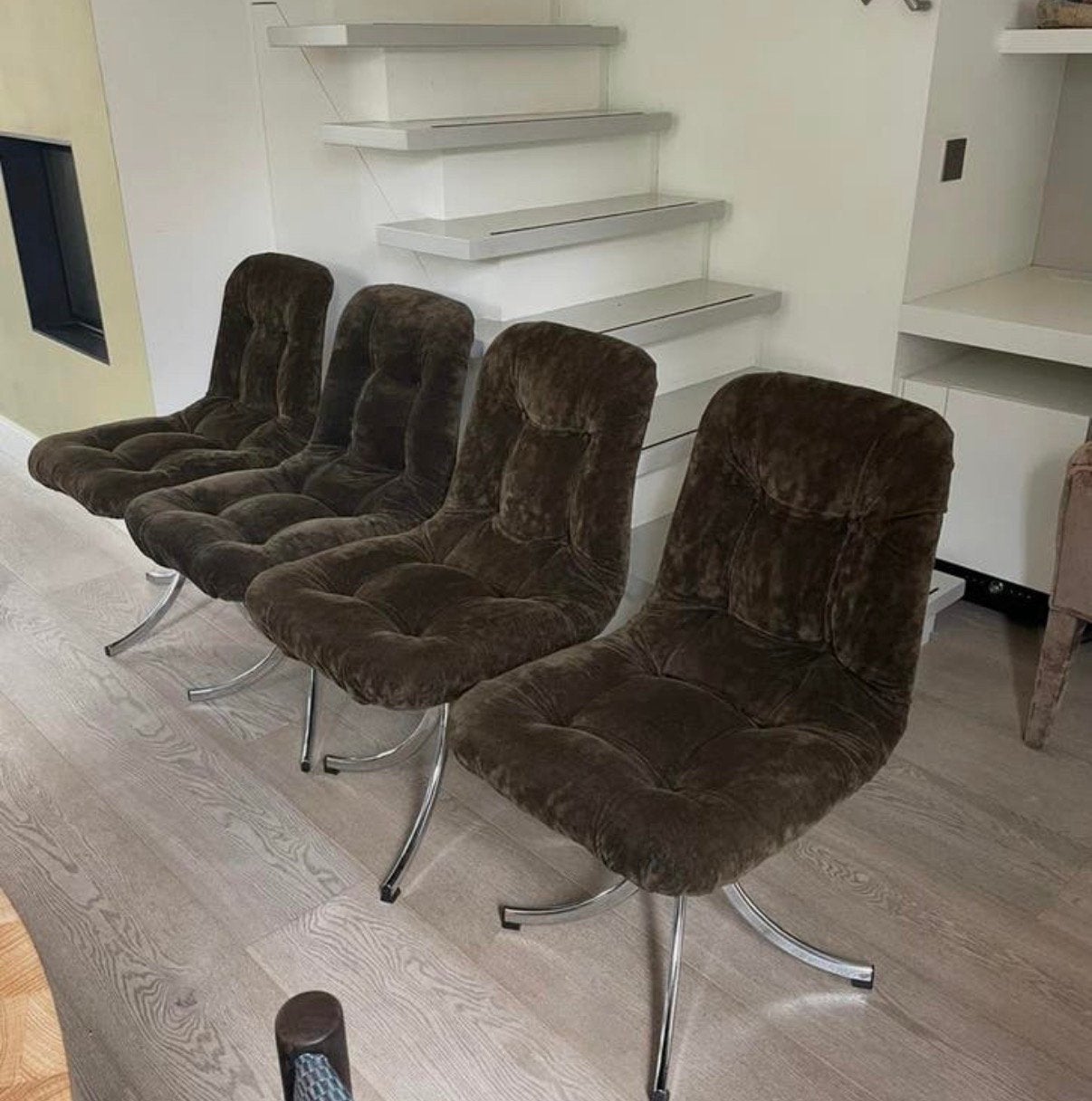 4x Gastone Rinaldi vintage eetkamerstoelen / 1970 for Rima, Ophalen, Zo goed als nieuw, Bruin, Stof