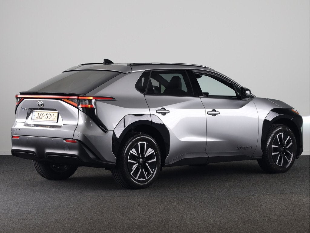 Toyota Bz4x Dynamic 73 kWh *DEMO* | 360° Camera | Half lede, Auto's, Toyota, 12 maanden, Leder en Stof, Origineel Nederlands, SUV of Terreinwagen