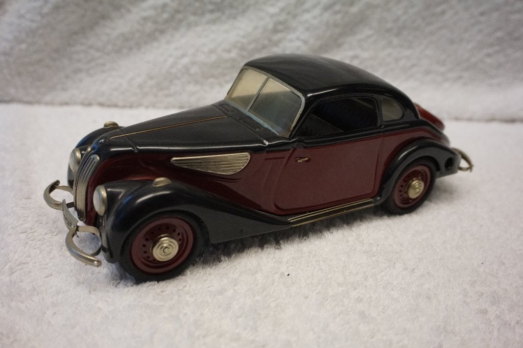 BMW 327 Coupé in Rood-zwart 1:18 Schuco, Hobby en Vrije tijd, Ophalen of Verzenden, Gebruikt, Auto, Overige merken