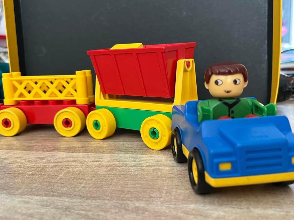 Abrick auto met poppetje en aanhanger, Ophalen of Verzenden, Gebruikt